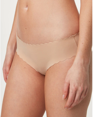 Brazilian No VPL Scallop Edge Knickers